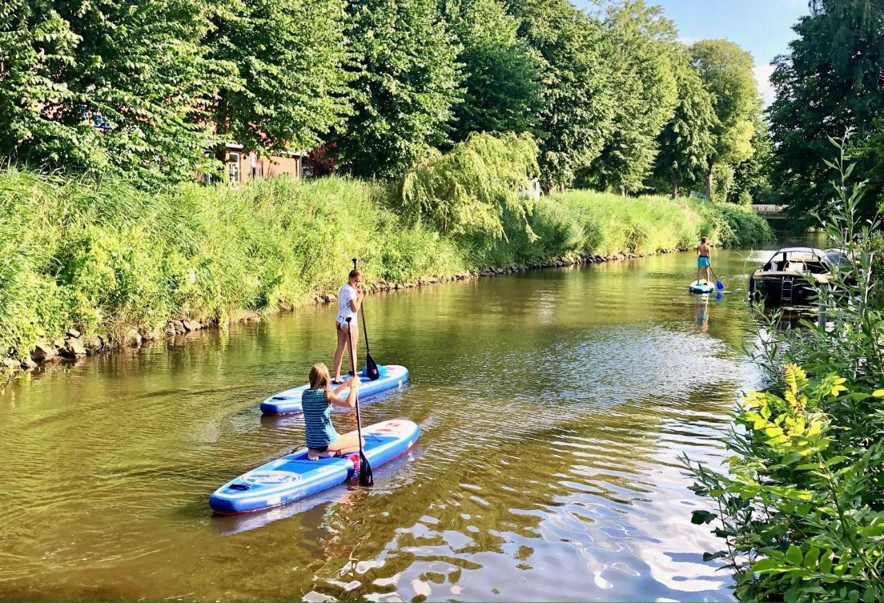 Gaestehaus Kajuete Direkt Am Wasser Friedrichstadt Kültér fotó