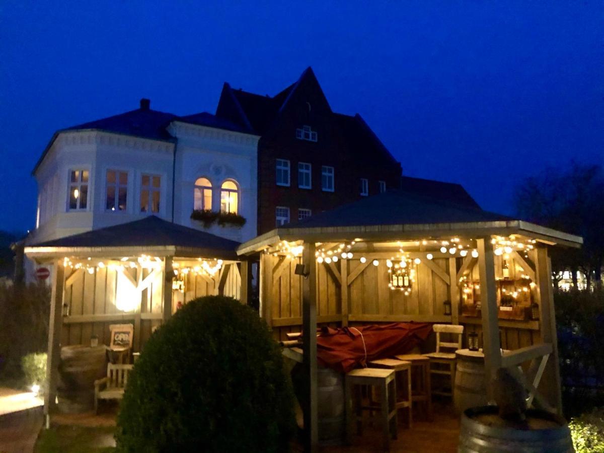 Gaestehaus Kajuete Direkt Am Wasser Friedrichstadt Kültér fotó