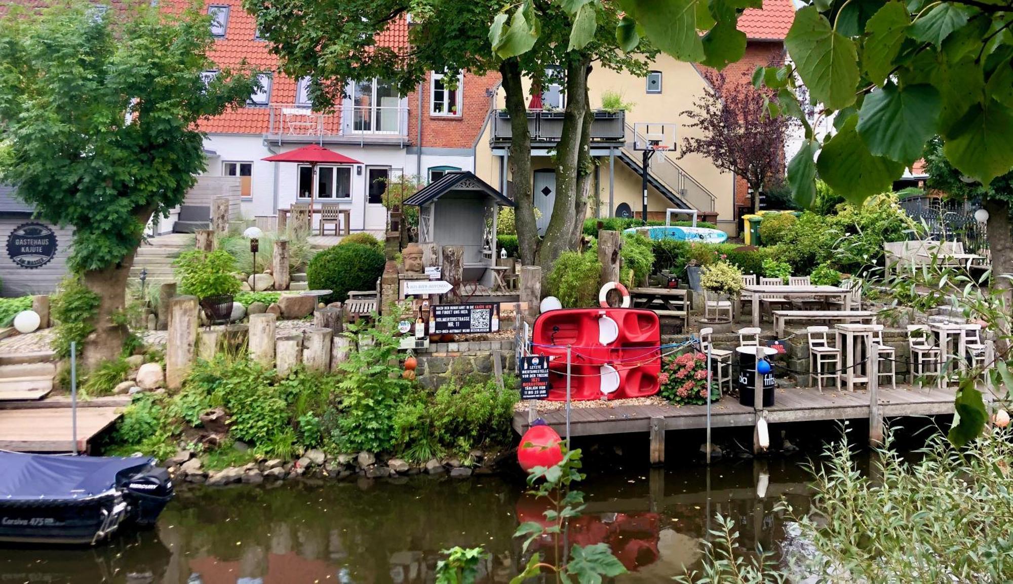 Gaestehaus Kajuete Direkt Am Wasser Friedrichstadt Kültér fotó