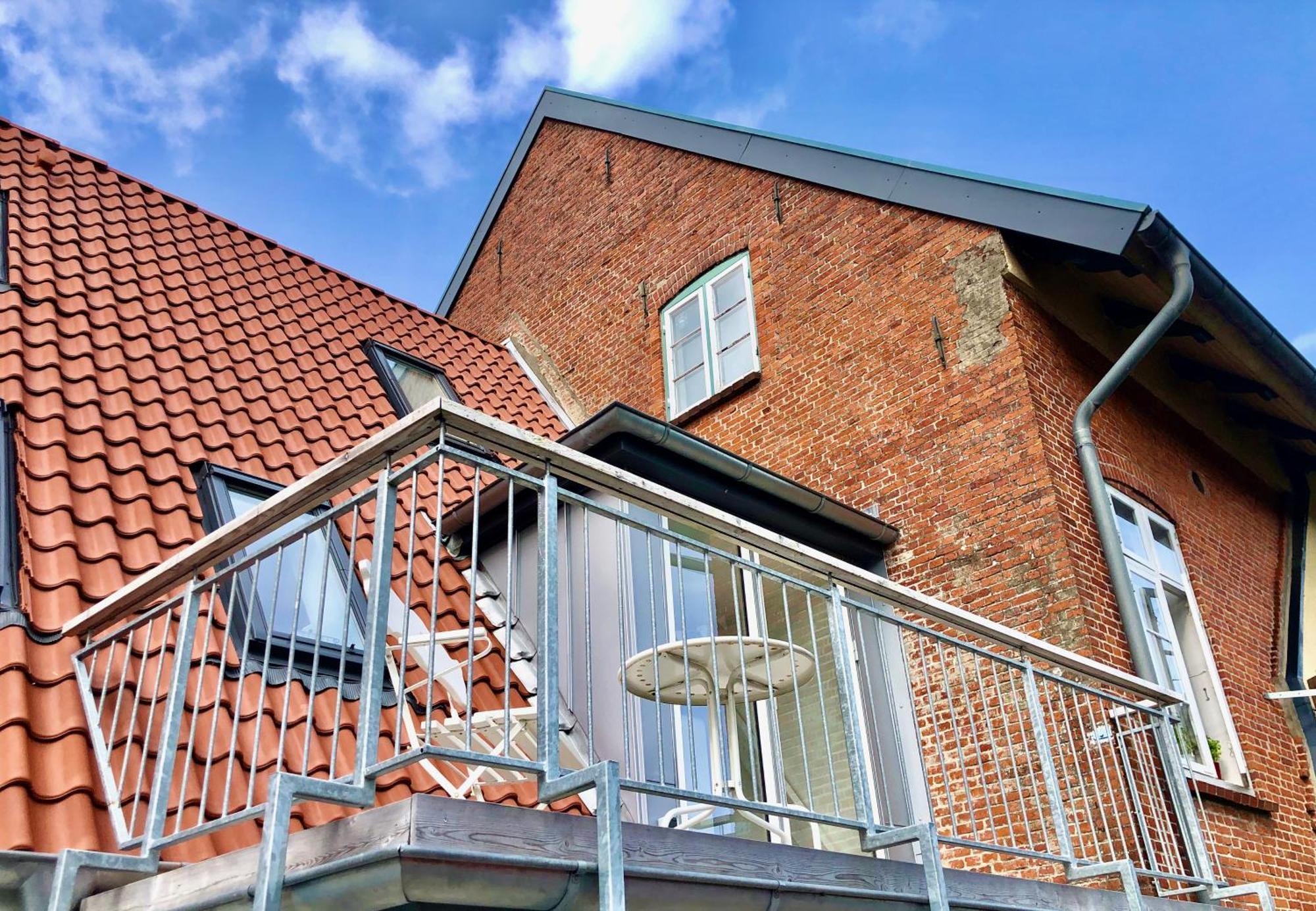 Gaestehaus Kajuete Direkt Am Wasser Friedrichstadt Kültér fotó